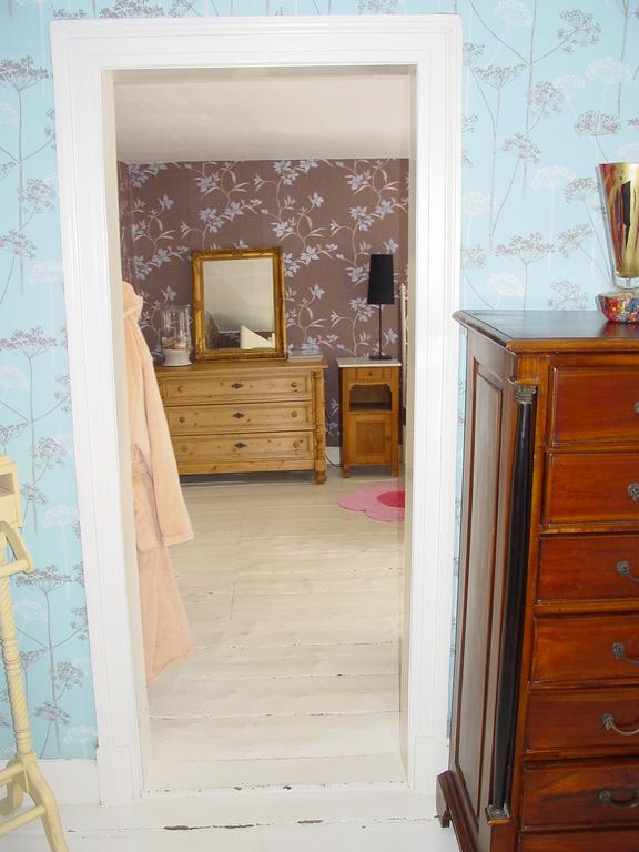 Robert'S Bed & Breakfast Helmarshausen エクステリア 写真