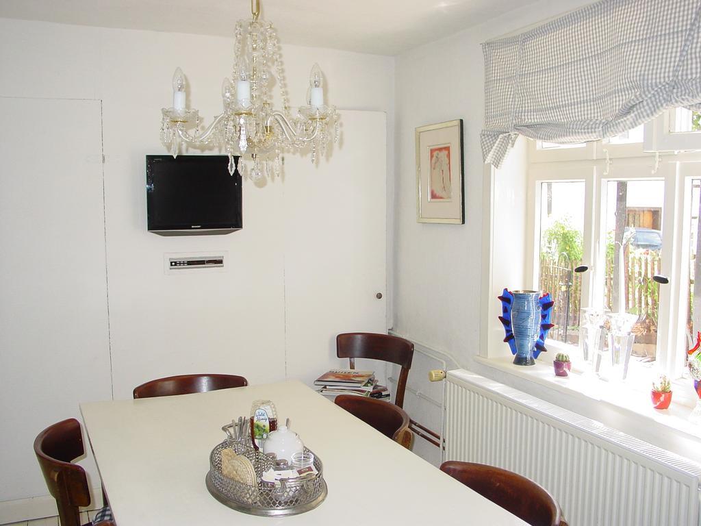 Robert'S Bed & Breakfast Helmarshausen エクステリア 写真